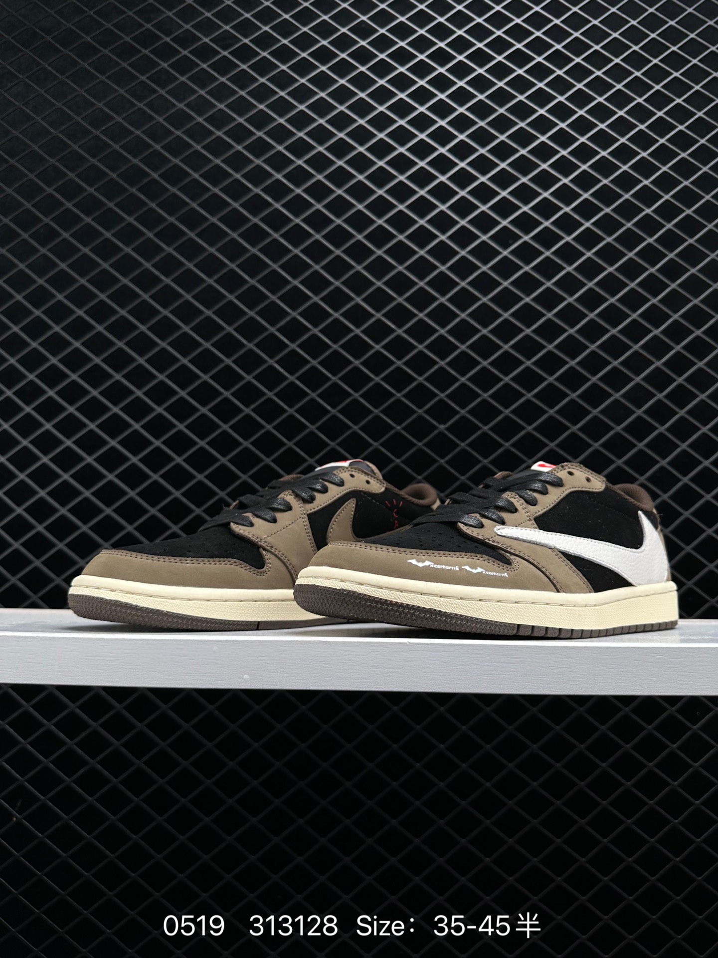 Travis Scott x Air Jordan 1 Low AJ1